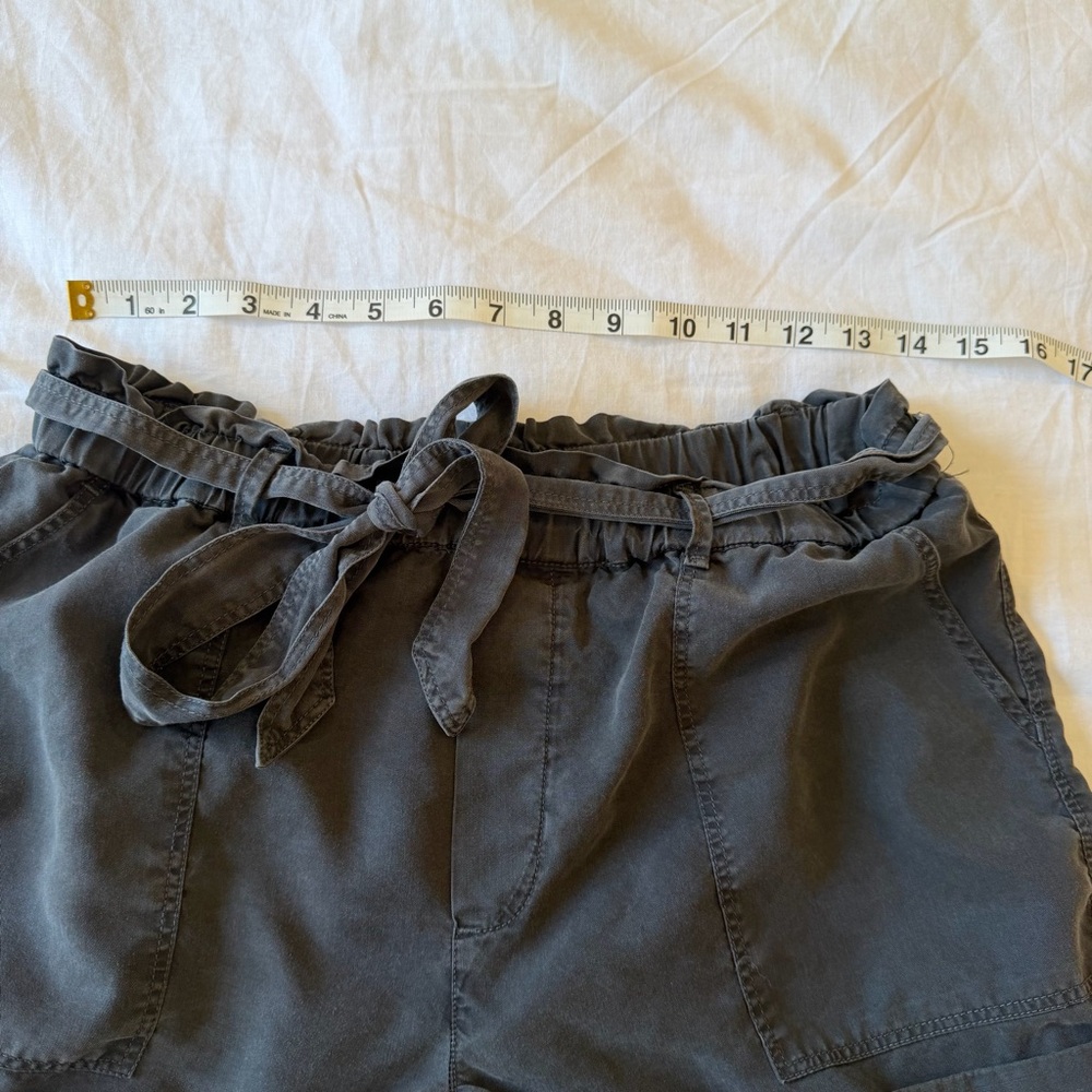 Aerie Black Paperbag Waist Tie Shorts Size M - Picture 3 of 7